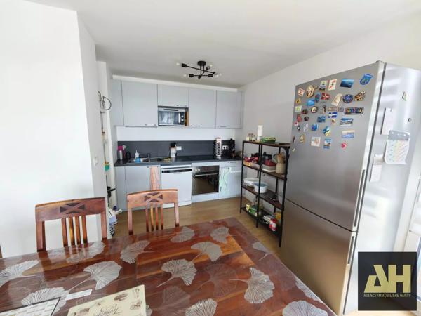 EXCLUSIVITE - BREST SAINTE-ANNE DU PORTZIC - APPARTEMENT T4 DE 78 M² - 1 PLACE DE PARKING PRIVATIVE - ASCENSEUR - CADRE PRIVILEGIE