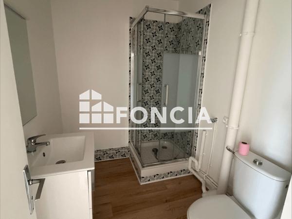 Location Studio 27.16 m² - 10 RUE GUEPIN Bordeaux 33000