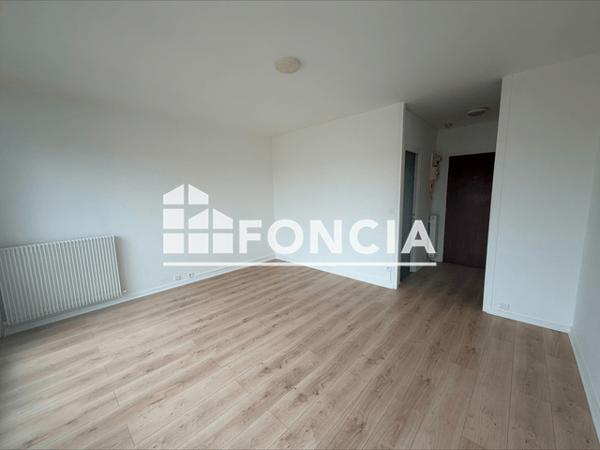 Location Studio 27.16 m² - 10 RUE GUEPIN Bordeaux 33000