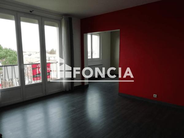 Location Appartement 3 pièces 65.85 m² - RUES MESANGES ET CHARDONNERETS Tonnay Charente 17430