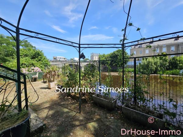 Loft / Atelier à vendre 10 pièces de 261 m²