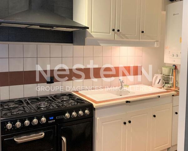 Carcassonne Bastide appartement T3 avec terrasse commune et cave vélo dans immeuble avec ascenseur