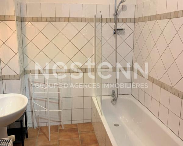 Carcassonne Bastide appartement T3 avec terrasse commune et cave vélo dans immeuble avec ascenseur