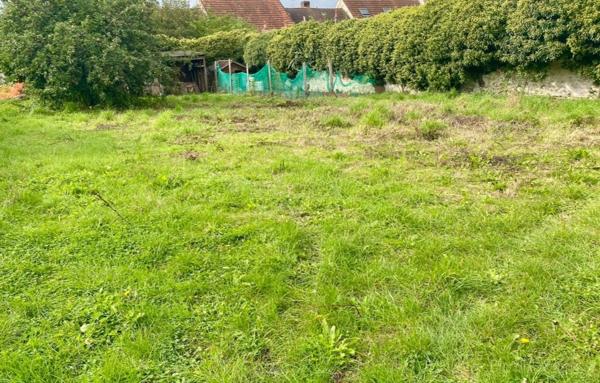 Terrain à vendre FOLLAINVILLE DENNEMONT (78)