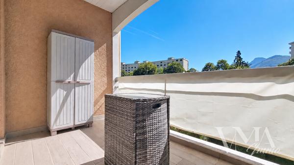 T3 AU DERNIER ÉTAGE – BALCON, VUE VERCORS & GARAGE Détails des diagnostics énergétiques