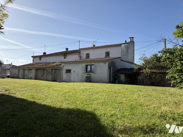 Maison ancienne en campagne