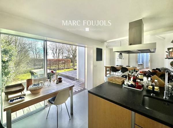 MEUDON Maison ancienne de 7 pièces. Jardin de 325 m² . Vues. 2 080 000 €