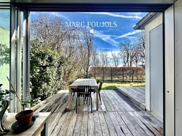 MEUDON Maison ancienne de 7 pièces. Jardin de 325 m² . Vues. 2 080 000 €