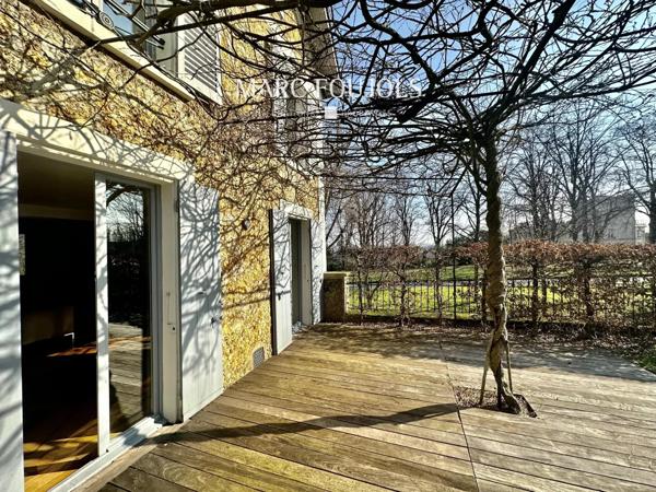 MEUDON Maison ancienne de 7 pièces. Jardin de 325 m² . Vues. 2 080 000 €