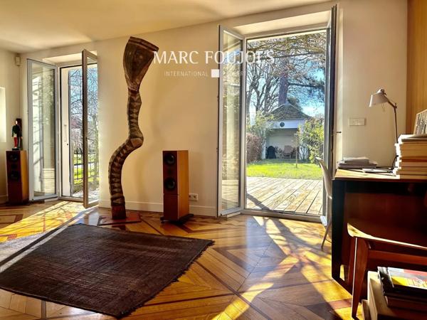 MEUDON Maison ancienne de 7 pièces. Jardin de 325 m² . Vues. 2 080 000 €