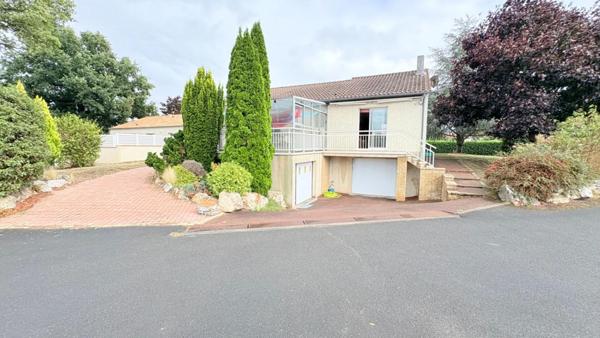 Maison 4 chambres avec véranda et jardin de 2 000 m²