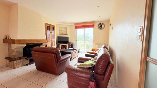 Maison 4 chambres avec véranda et jardin de 2 000 m²