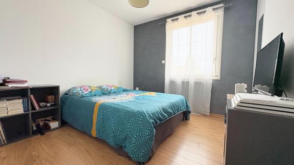 Maison 4 chambres avec véranda et jardin de 2 000 m²