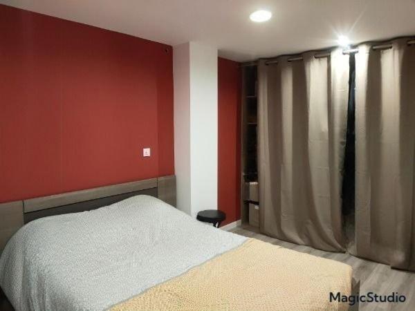 JOLI appartement rénové 3 chambres à  DOUBS à 5 min de PONTARLIER avec garage et extérieur