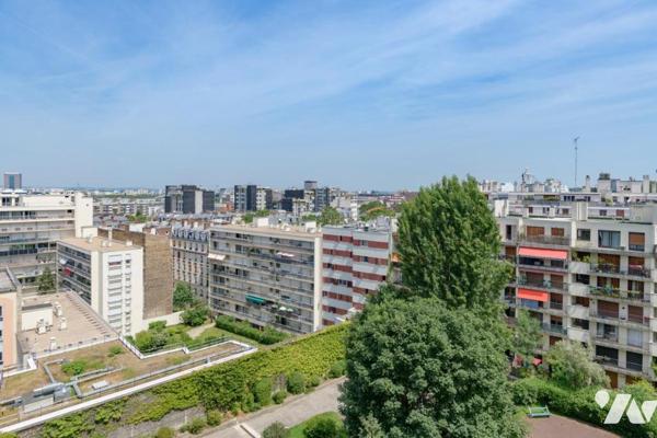 PARIS 19 / BUTTES CHAUMONT - APPARTEMENT 4 PIÈCES RÉNOVÉ EN ÉTAGE AVEC VUES & BALCON + CAVE + GARAGE