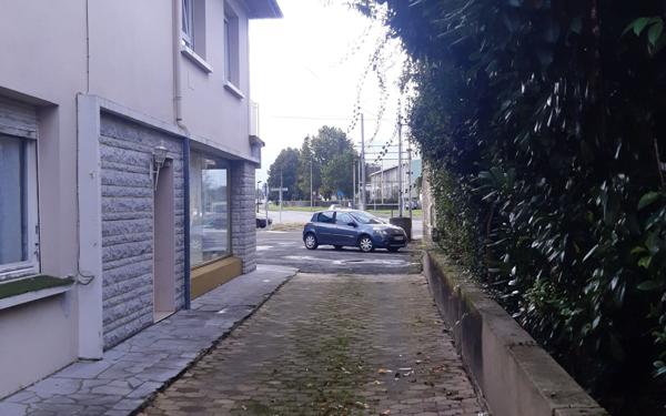 Immeuble à vendre    8 pièces •  Oloron-Sainte-Marie