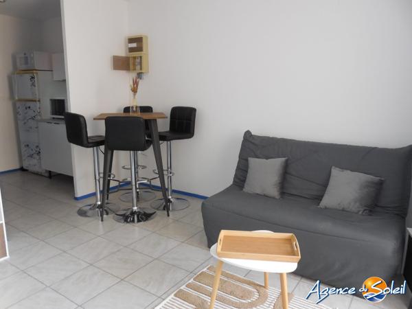 Appartement à Port-la-Nouvelle Studio avec balcon et parking privatif