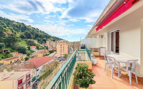 Appartement à vendre    3 pièces • 70 m2 Nice