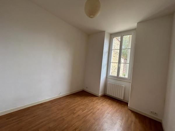 Appartement T1 à louer - 37 m² (réf : 523621)