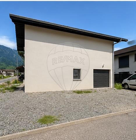Maison 4 chambre(s) à vendre - Scionzier, Haute-Savoie - 74