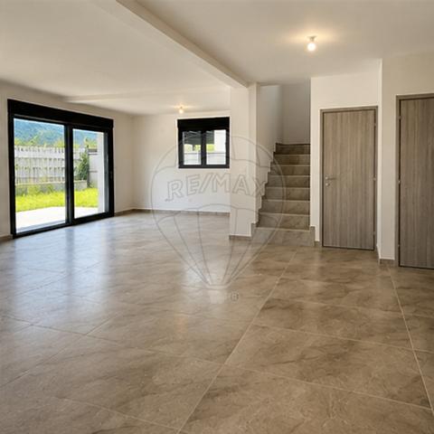 Maison 4 chambre(s) à vendre - Scionzier, Haute-Savoie - 74