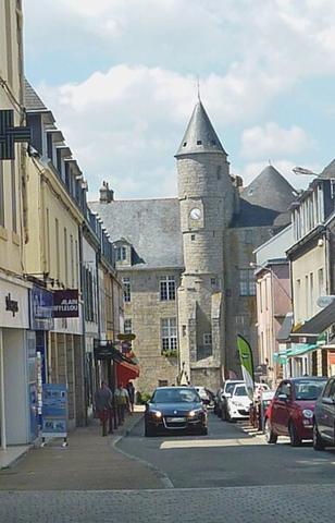 PONT L'ABBE (29) LOCAL ACTIVITES PRO 50 M2