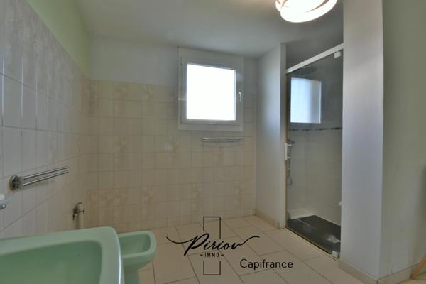 Maison à vendre 6 pièces - Nombreuses dépendances - 4932 m²