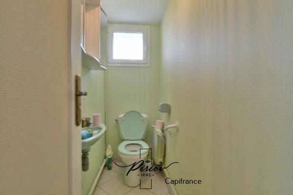 Maison à vendre 6 pièces - Nombreuses dépendances - 4932 m²