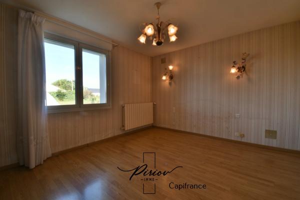 Maison à vendre 6 pièces - Nombreuses dépendances - 4932 m²