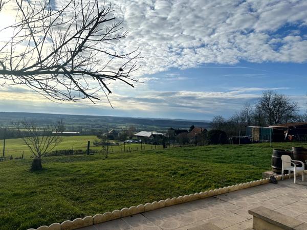 Maison à vendre 8 pièces MONT SAINT JEAN (21)