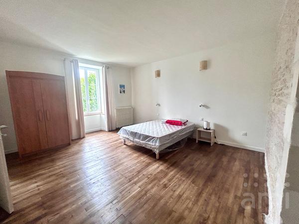 Chambre colocation meublée Niort Souché