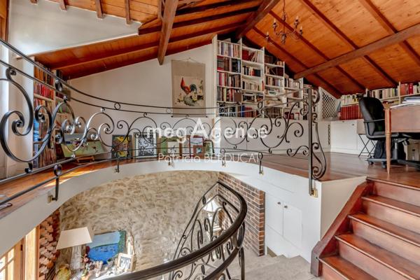 Maison à LE PERREUX-SUR-MARNE, 94170 - 12 pièces 270m²