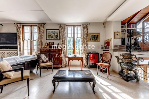 Maison à LE PERREUX-SUR-MARNE, 94170 - 12 pièces 270m²