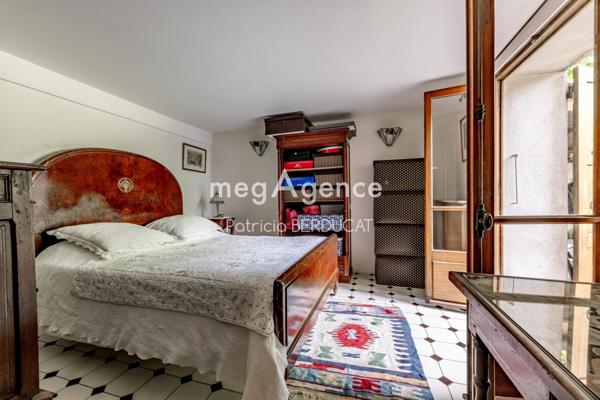 Maison à LE PERREUX-SUR-MARNE, 94170 - 12 pièces 270m²