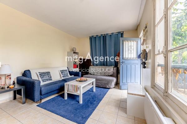 Maison à LE PERREUX-SUR-MARNE, 94170 - 12 pièces 270m²