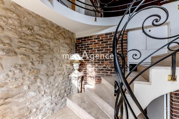 Maison à LE PERREUX-SUR-MARNE, 94170 - 12 pièces 270m²