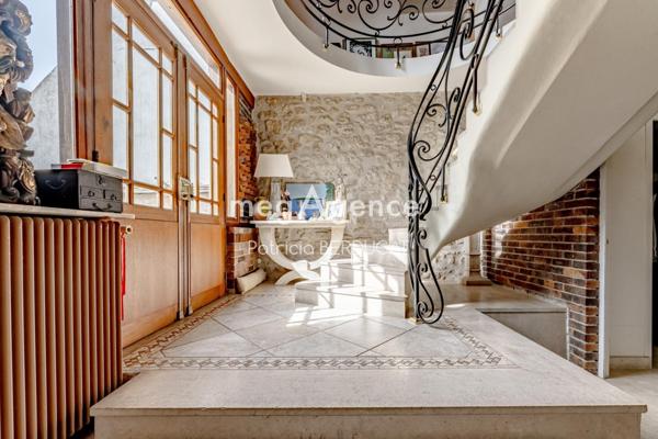 Maison à LE PERREUX-SUR-MARNE, 94170 - 12 pièces 270m²