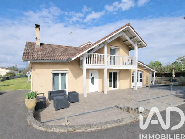 Maison à vendre 9 pièces 200 m² Andrézieux-Bouthéon