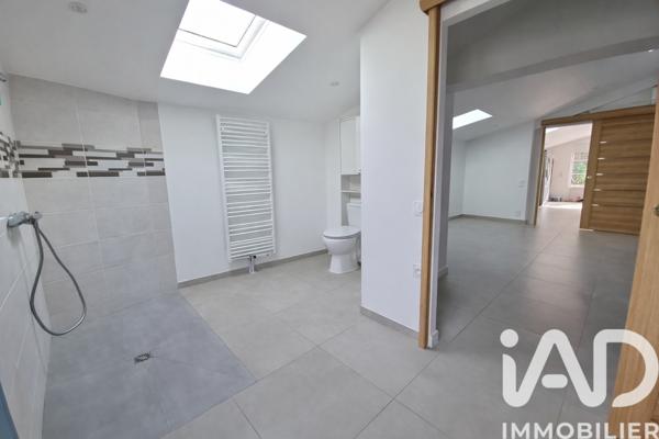 Maison à vendre 9 pièces 200 m² Andrézieux-Bouthéon