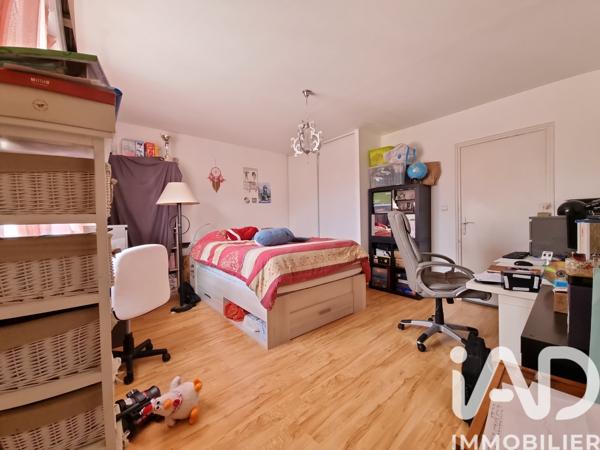 Maison à vendre 9 pièces 200 m² Andrézieux-Bouthéon
