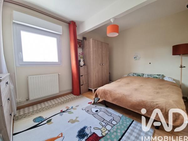 Maison à vendre 9 pièces 200 m² Andrézieux-Bouthéon