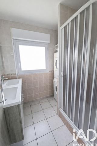 Maison à vendre 9 pièces 200 m² Andrézieux-Bouthéon