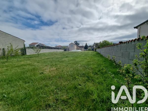 Maison à vendre 9 pièces 200 m² Andrézieux-Bouthéon