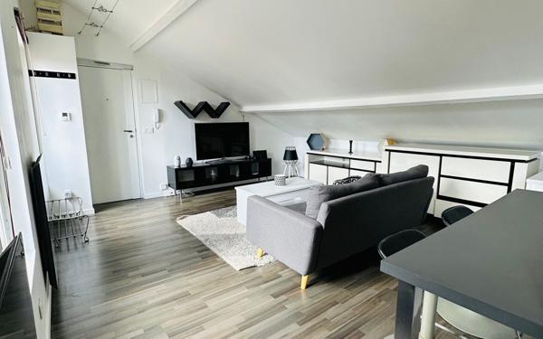 Appartement à vendre    2 pièces • 54,60 m2 Suresnes