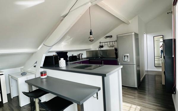 Appartement à vendre    2 pièces • 54,60 m2 Suresnes