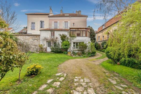 Vente Propriété 7 pièces 193 m2 à Thorigny-sur-Marne