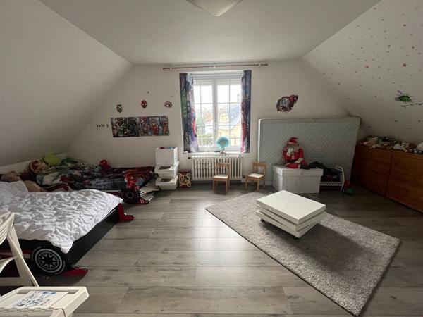 Maison à vendre à Saint Ouen L'Aumône €495 000 ** - Référence 11125