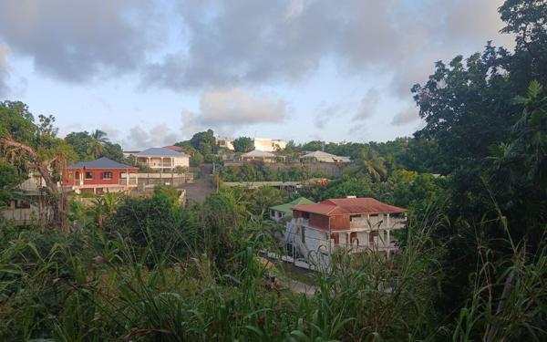 Terrain à vendre    Le Gosier