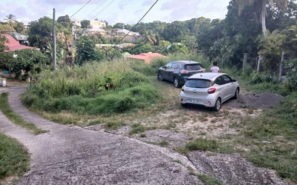 Terrain à vendre    Le Gosier