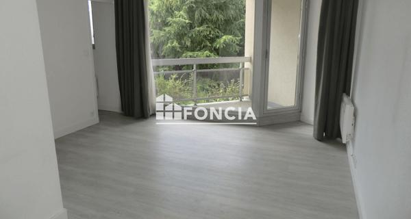 Location Studio 27.38 m² - Meylan 38240